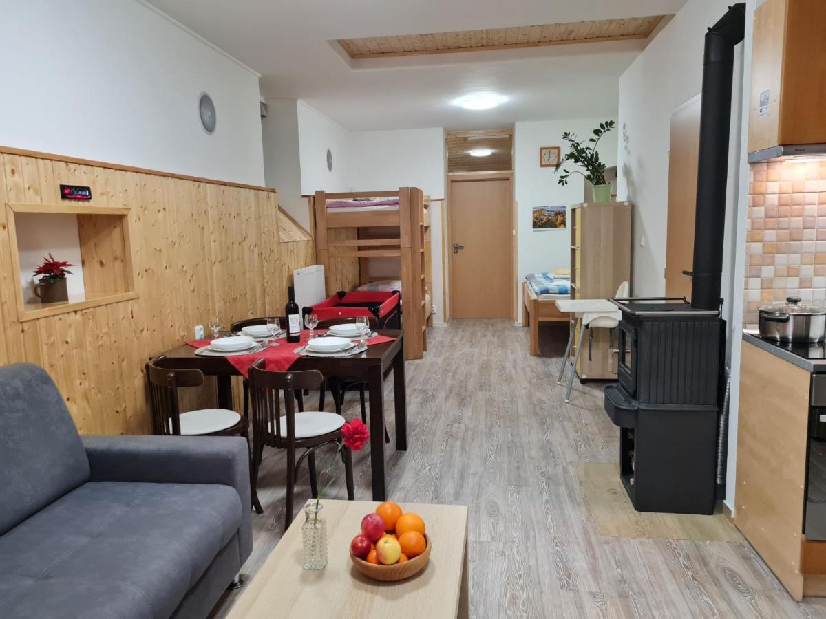 Apartment Chleew Bela pod Pradedem Bagian luar foto